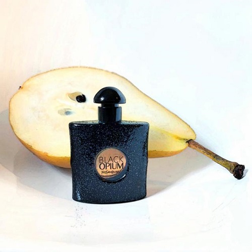 mui-huong-yves-saint-laurent-black-opium-eau-de-parfum.jpg