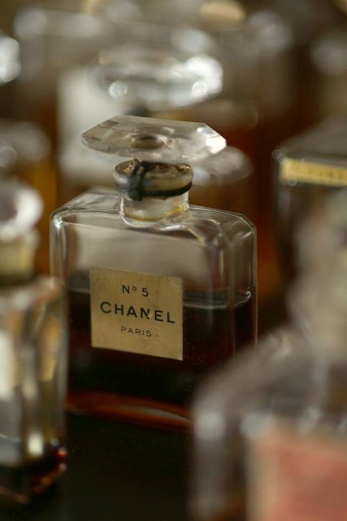 mui-huong-chanel-no-5-eau-de-parfum.jpg