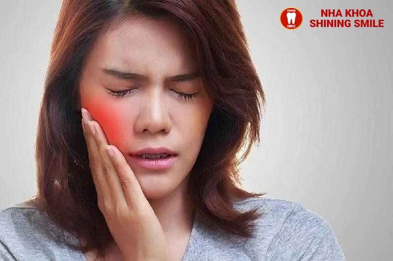 Giải Pháp Khắc Phục và Phòng Ngừa Tình Trạng Niềng Răng Bị Xước Má