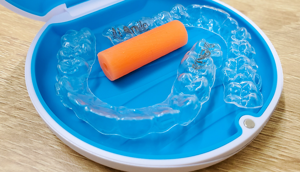 Ăn Kẹo Cao Su Khi Niềng Răng: Có Nên Hay Không?