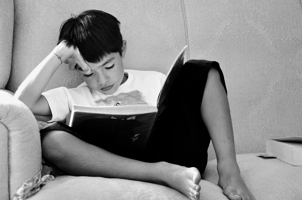 children-studying-670663-1280.jpg