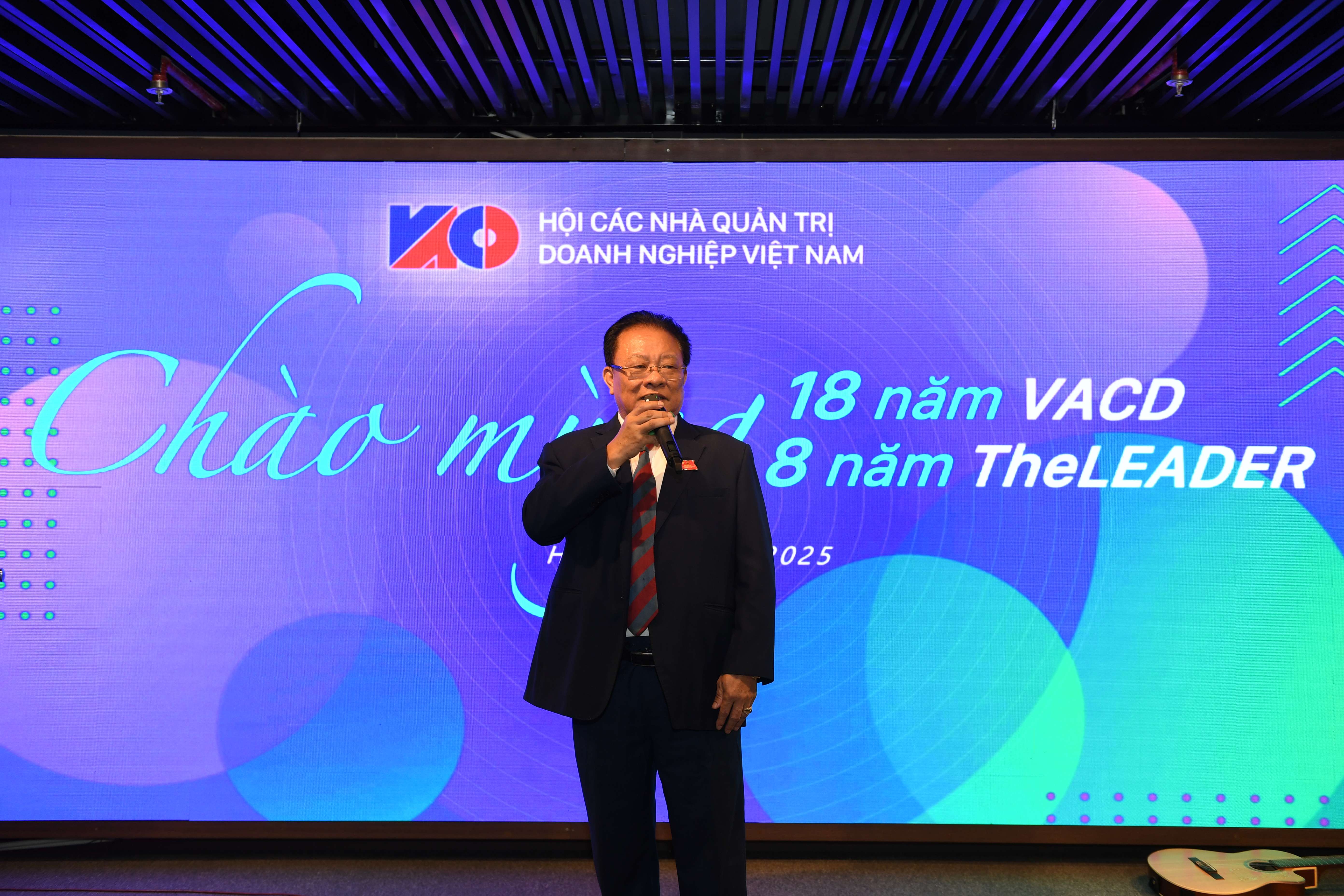 vha-1803.jpg
