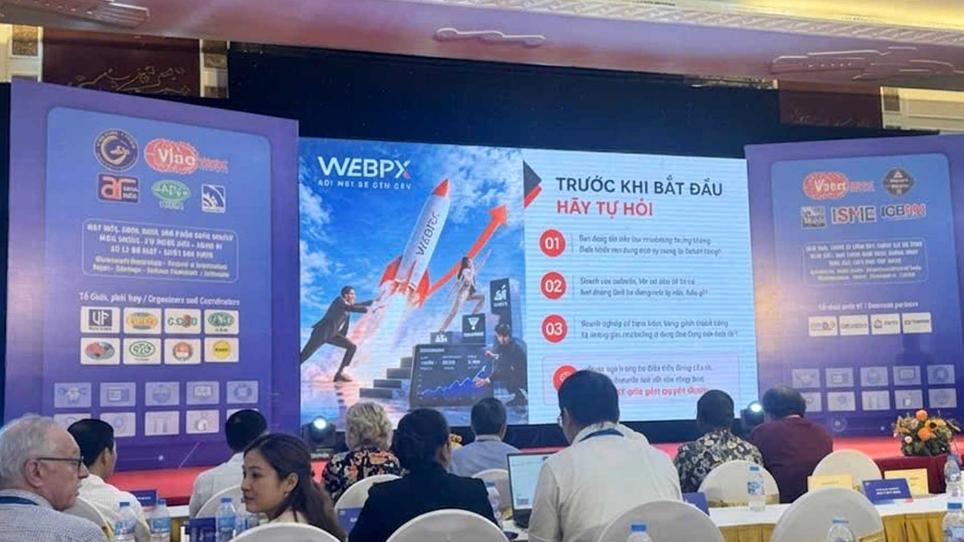 webpx-dien-dan-thuong-dinh-phat-trien-tri-tue-nhan-tao-trung-quoc-2.jpg