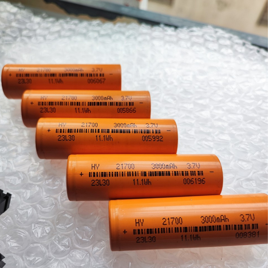 Pin Li-ion 21700 3000mAh lion 21700 pin 3, 7V 3ah 3C - Xả 15A