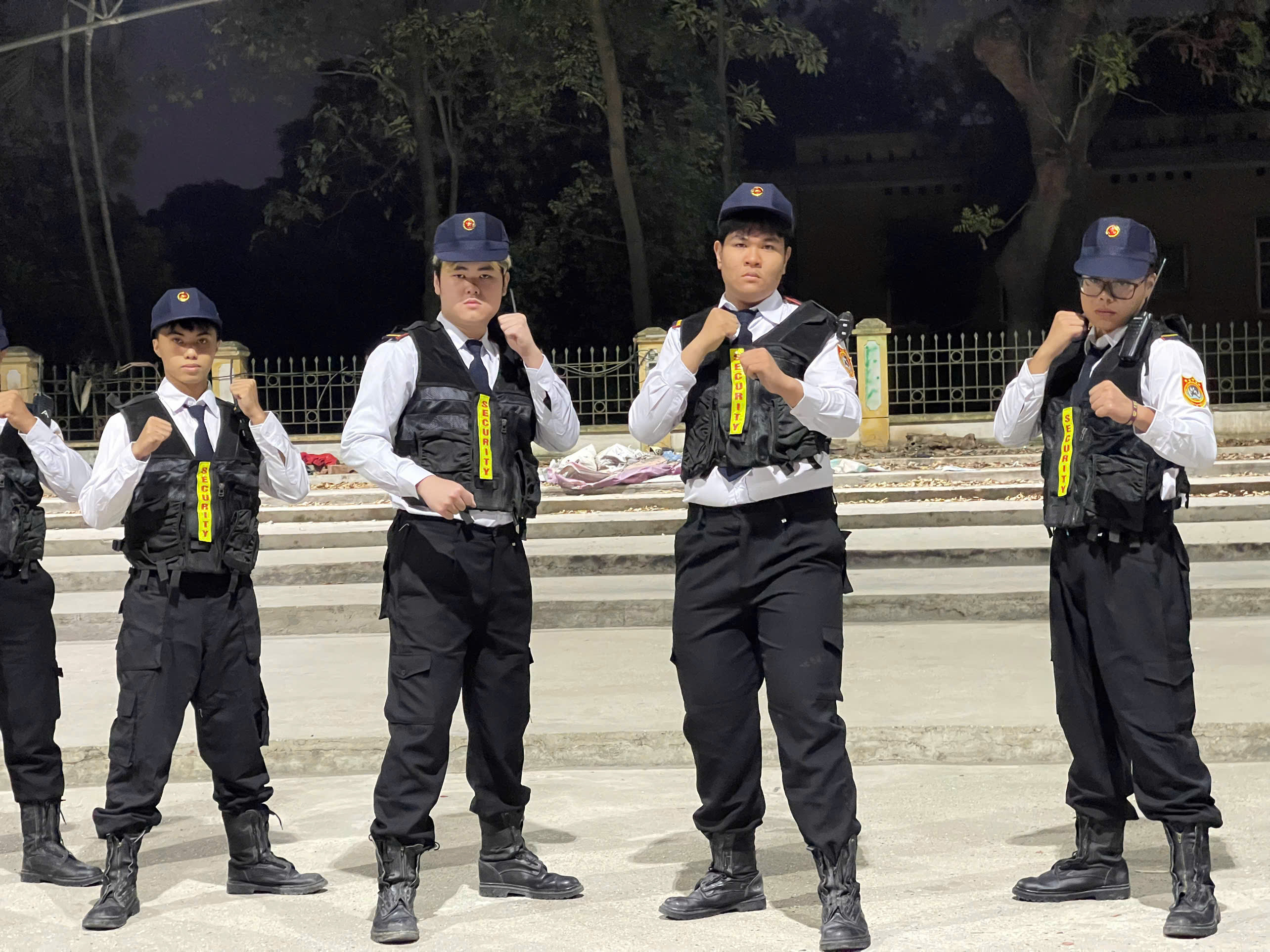 Dịch vụ bảo vệ - vệ sĩ tùy chọn