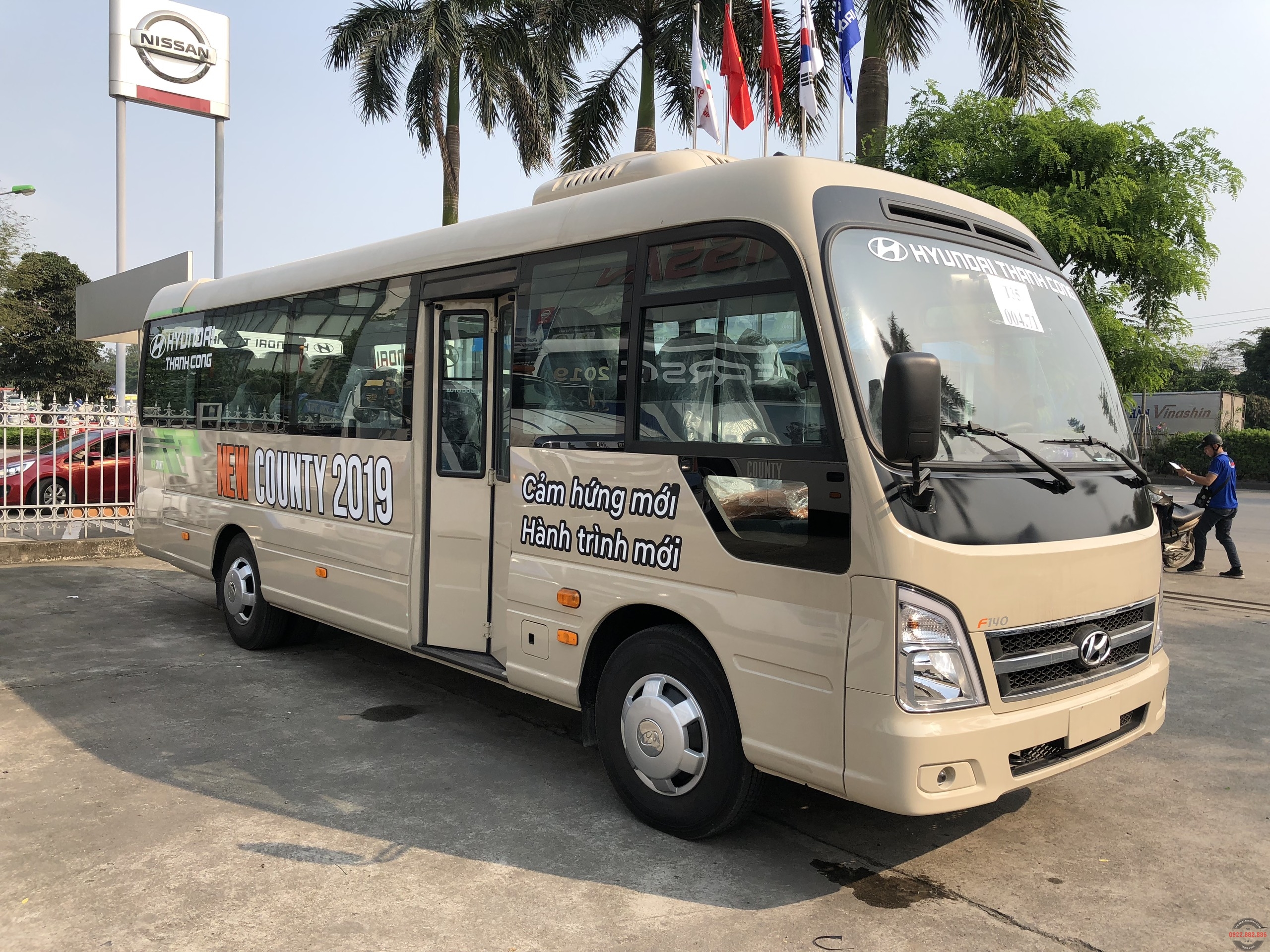 Cho thuê xe đường dài 29 chỗ New County